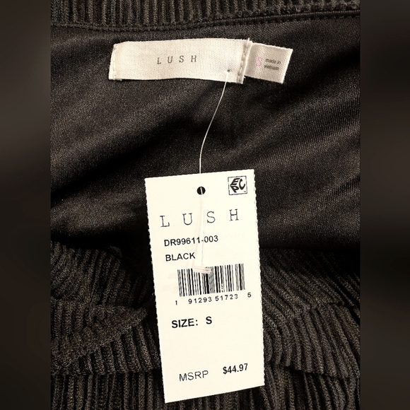 Lush Black Twist Front Plissé Pleated Long Sleeve Midi Dress Size Small - Picture 9 of 9